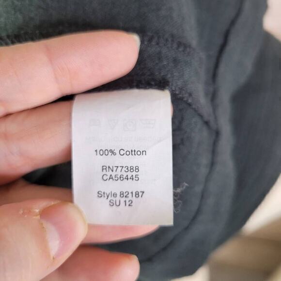 Broadway & Broome Women's Black Geometric Long Sleeve Keyhole Blouse Size Medium - Picture 7 of 7